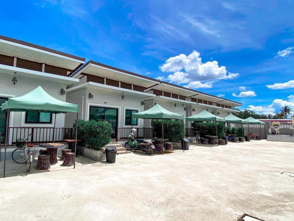 Thongsuk Mini Resort Пранбури Экстерьер фото